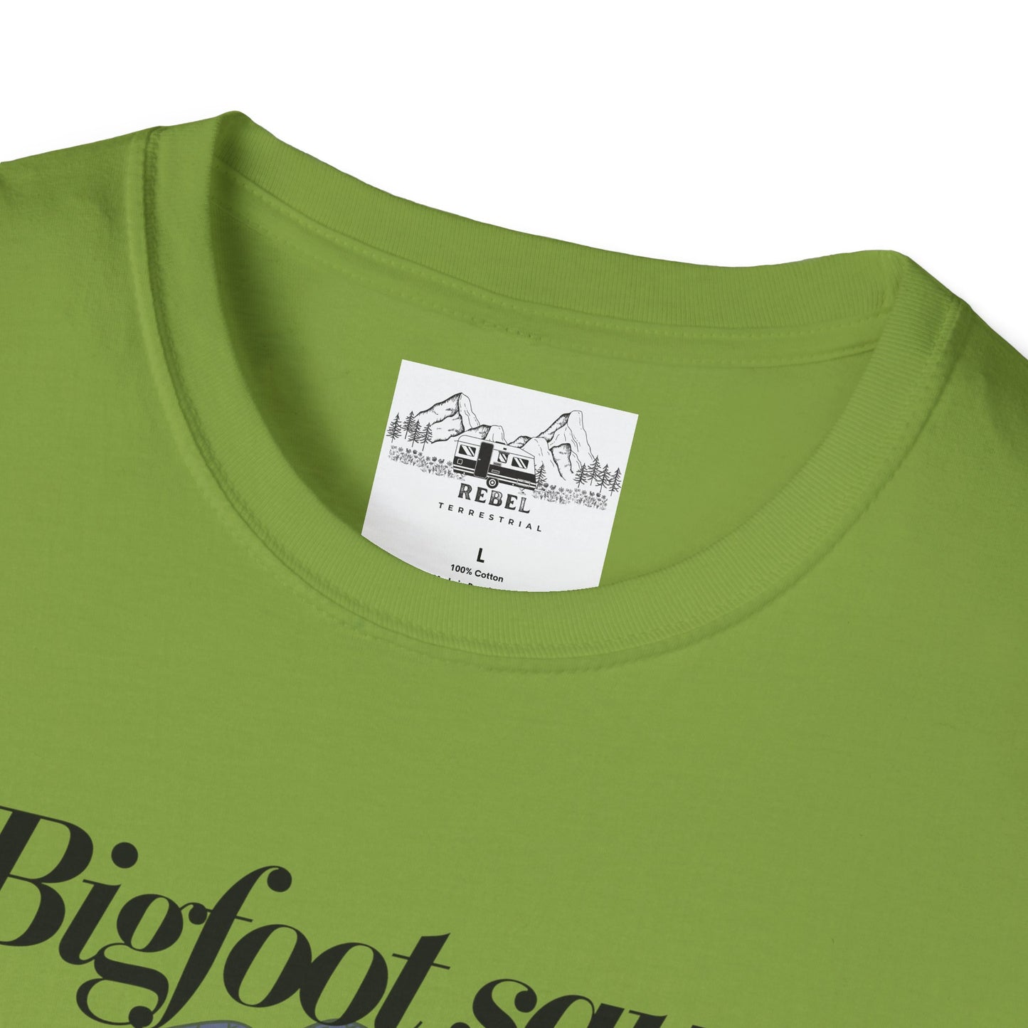 Bigfoot Saw Me But No One Believed Him – Hipster Bigfoot T-Shirt | Unisex Softstyle Tee