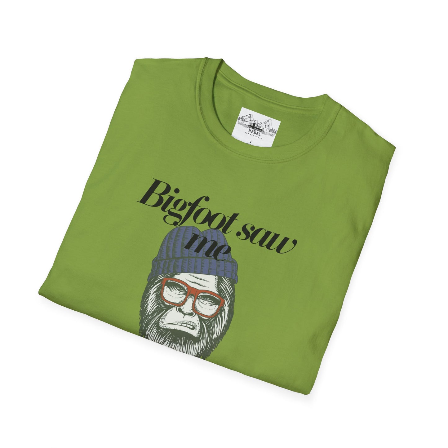 Bigfoot Saw Me But No One Believed Him – Hipster Bigfoot T-Shirt | Unisex Softstyle Tee