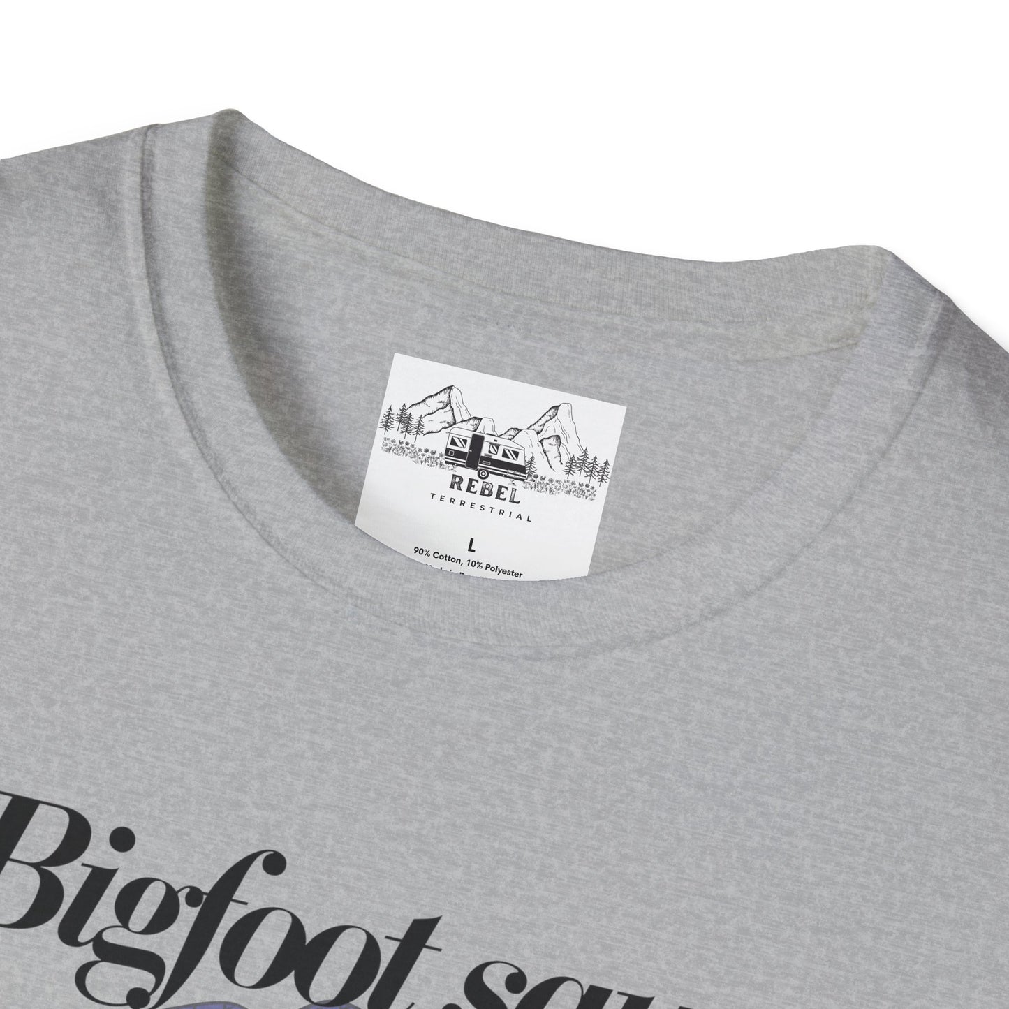 Bigfoot Saw Me But No One Believed Him – Hipster Bigfoot T-Shirt | Unisex Softstyle Tee