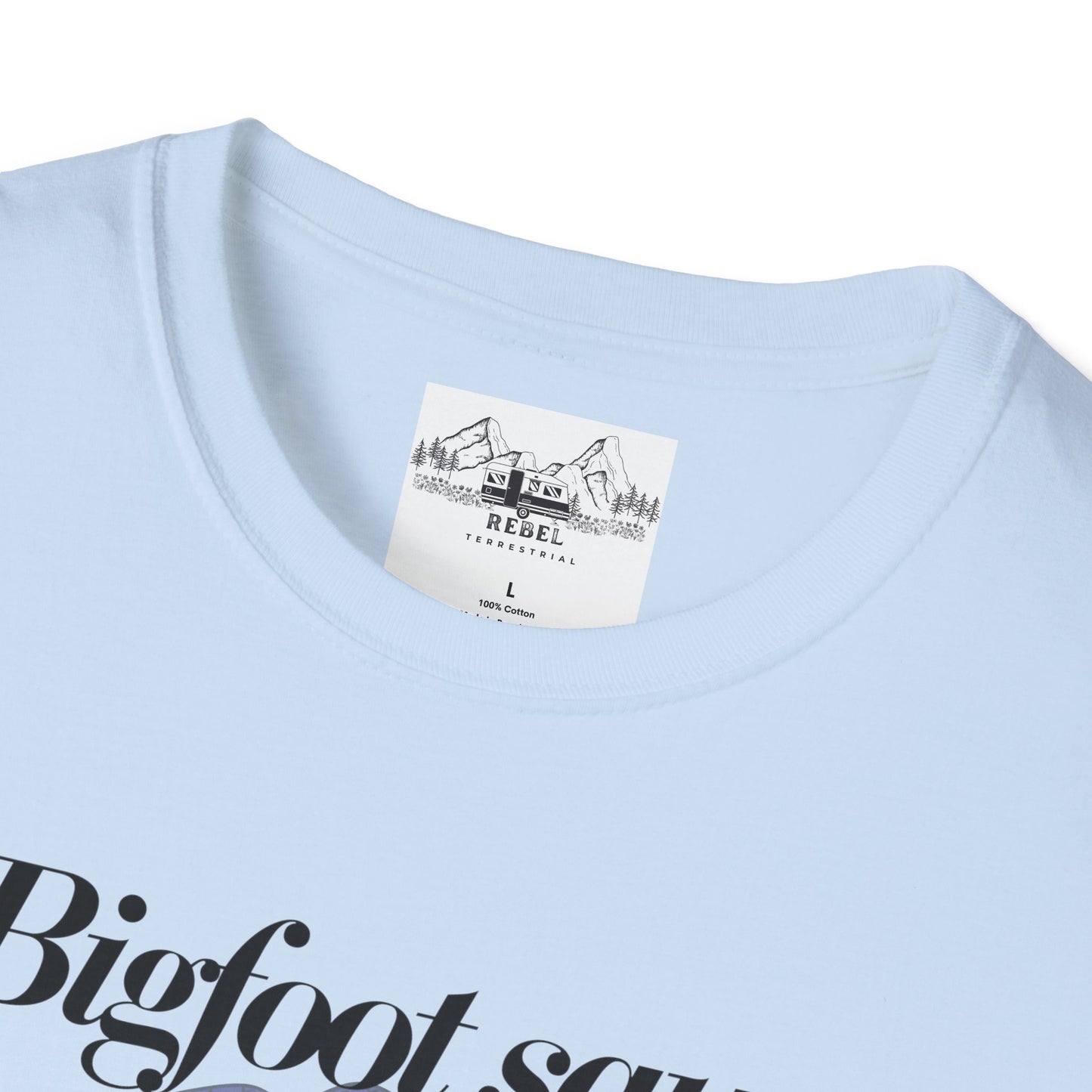 Bigfoot Saw Me But No One Believed Him – Hipster Bigfoot T-Shirt | Unisex Softstyle Tee