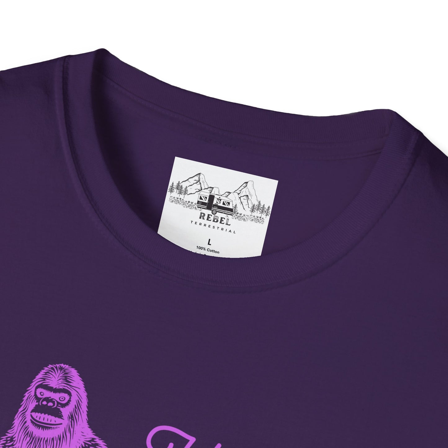 Hey Shuga Bigfoot T-Shirt – Unisex Softstyle Tee in Lurid Pink