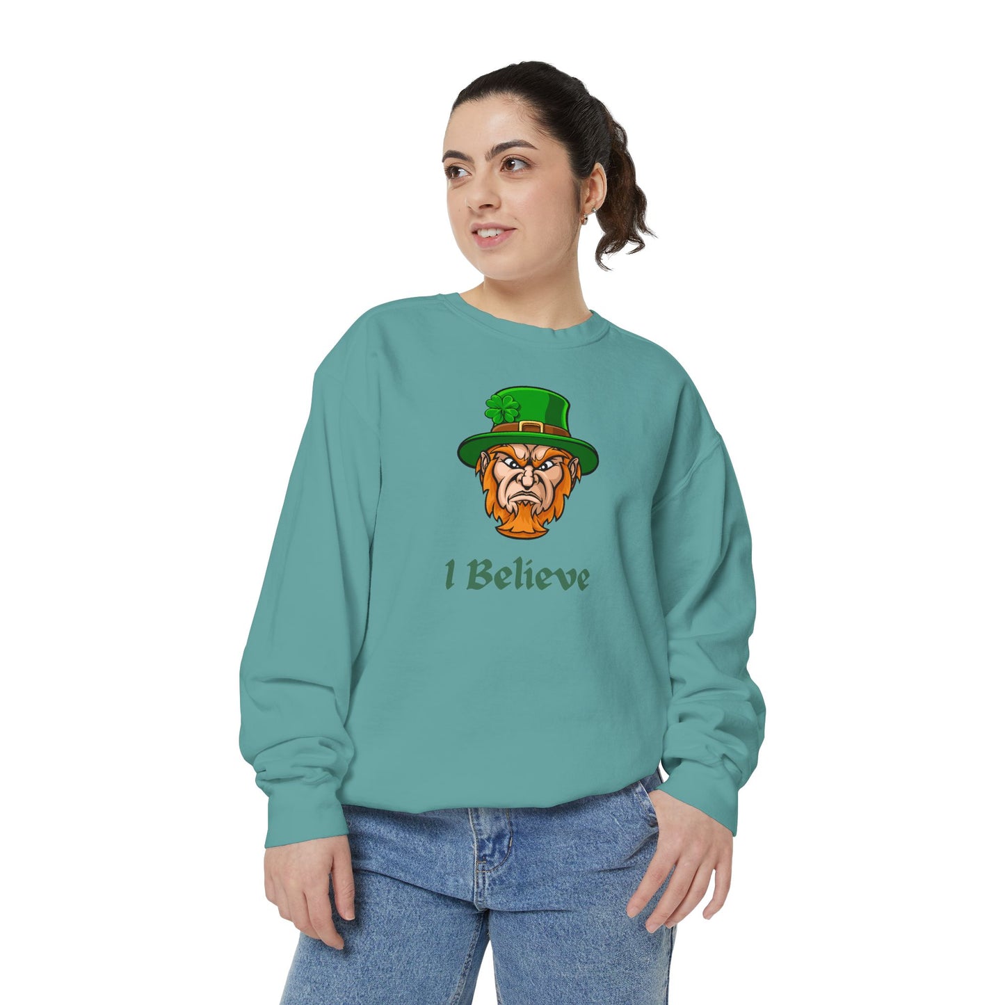"I Believe" Relaxed Fit Sweatshirt – Bold Leprechaun Graphic
