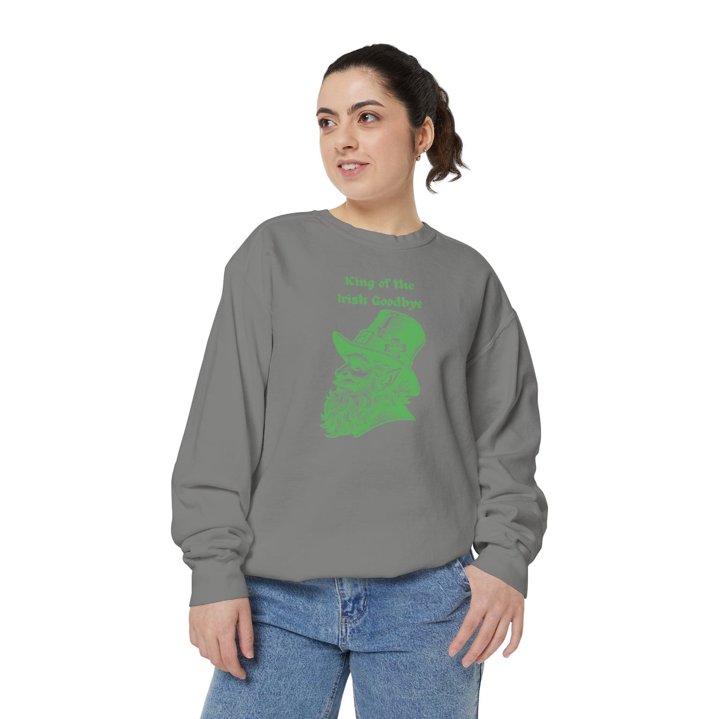 "King of the Irish Goodbye" Relaxed Fit Sweatshirt – Vintage Green Graphic
